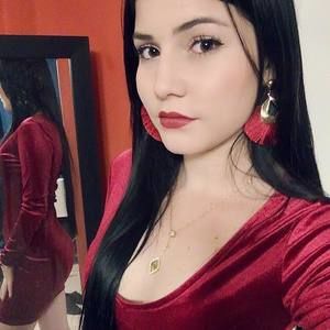 Meet your Posher, Lisandra de la caridad